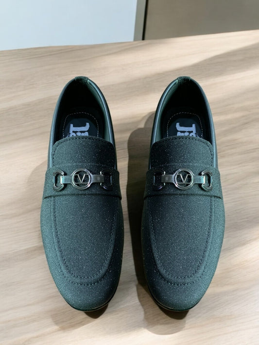 Valenté – Sleek Luxe in Every Step