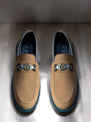 Zivoro – Quiet Class in Motion