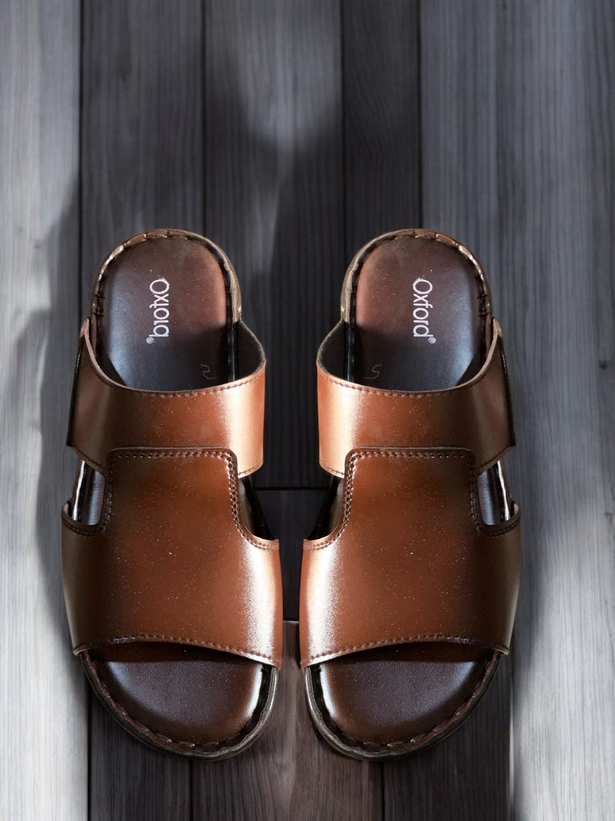 AmberWalk - Classic Fit Comfort